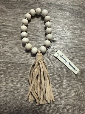 Tommy Bahama Beige and Gold Beaded Tassel Bracelet